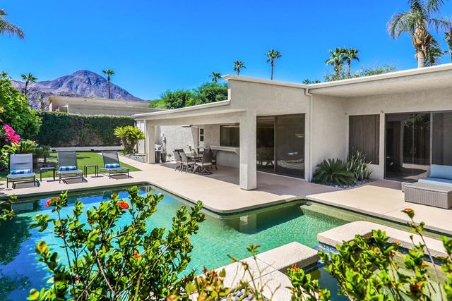 45550 Navajo Road, Indian Wells, CA 92210
