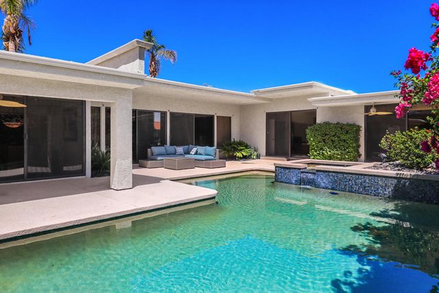 45550 Navajo Road, Indian Wells, CA 92210