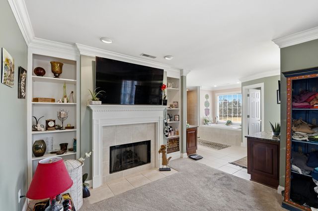 111 Chadwick Farms Dr, Fayetteville, TN 37334