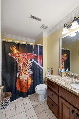 111 Chadwick Farms Dr, Fayetteville, TN 37334