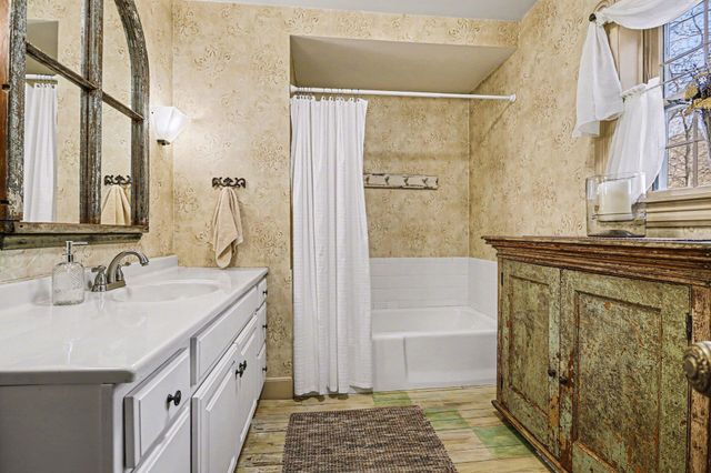 3142 110th Avenue, Trowbridge Twp, MI 49010