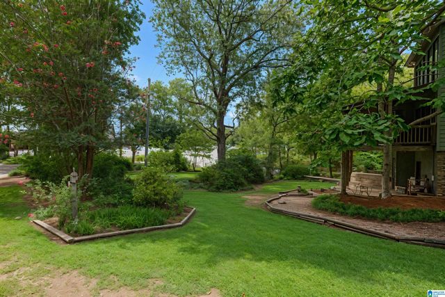 236 KRADLE KOVE, Talladega, AL 35160