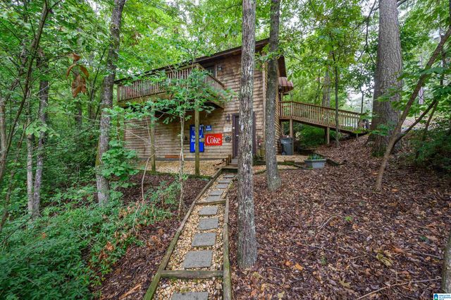 236 KRADLE KOVE, Talladega, AL 35160