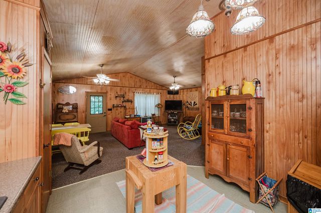 236 KRADLE KOVE, Talladega, AL 35160