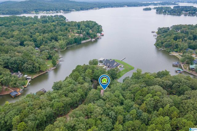 236 KRADLE KOVE, Talladega, AL 35160