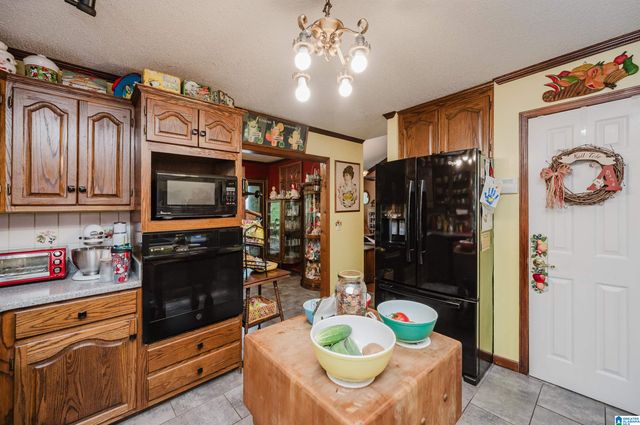 236 KRADLE KOVE, Talladega, AL 35160