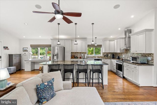 9309 ALLWOOD DR, Alexandria, VA 22309