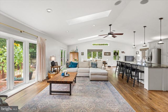 9309 ALLWOOD DR, Alexandria, VA 22309