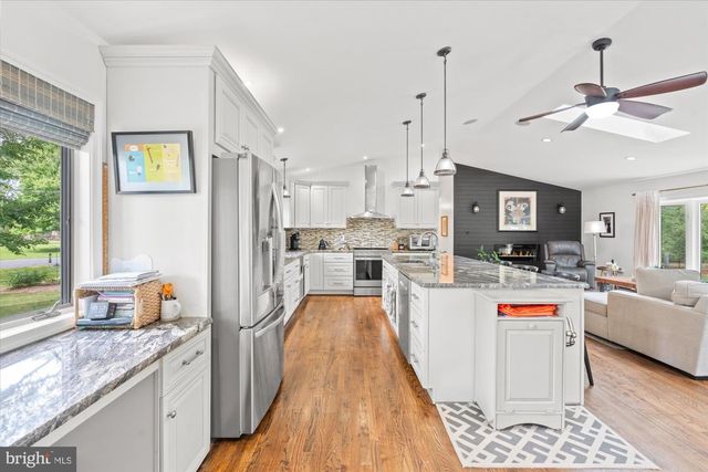 9309 ALLWOOD DR, Alexandria, VA 22309