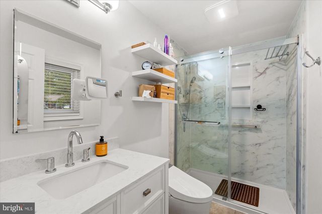 9309 ALLWOOD DR, Alexandria, VA 22309