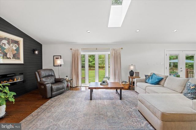 9309 ALLWOOD DR, Alexandria, VA 22309