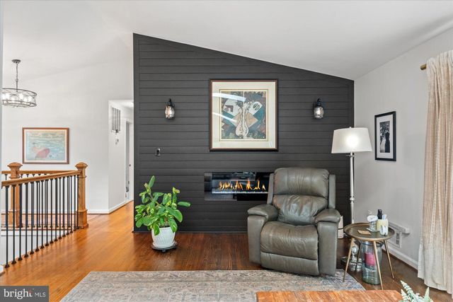 9309 ALLWOOD DR, Alexandria, VA 22309