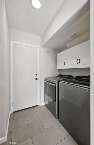 823 Pathfinder Way, Corona, CA 92878