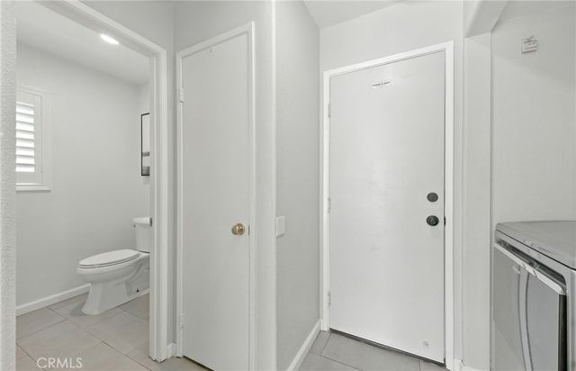 823 Pathfinder Way, Corona, CA 92878