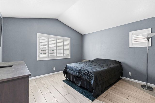 823 Pathfinder Way, Corona, CA 92878