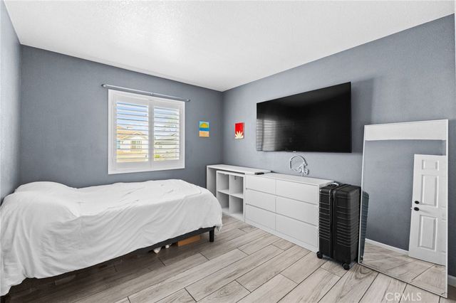 823 Pathfinder Way, Corona, CA 92878