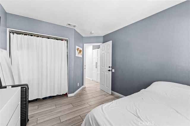 823 Pathfinder Way, Corona, CA 92878