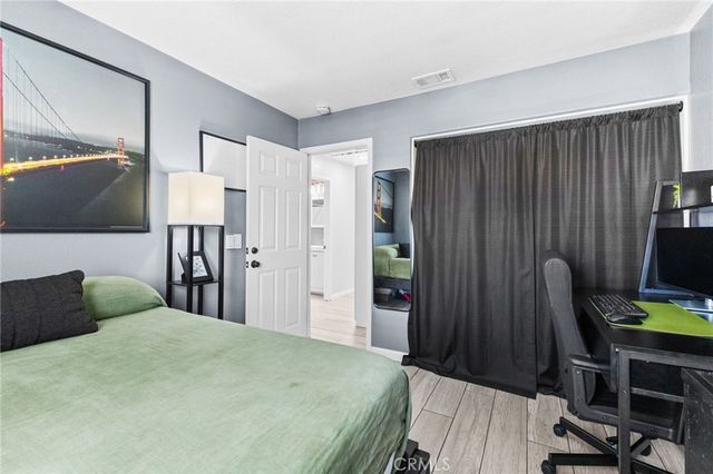 823 Pathfinder Way, Corona, CA 92878