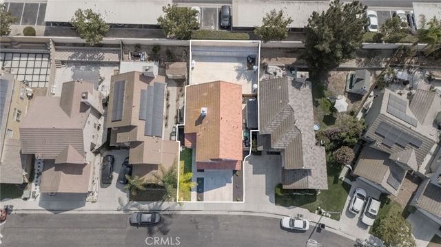 823 Pathfinder Way, Corona, CA 92878