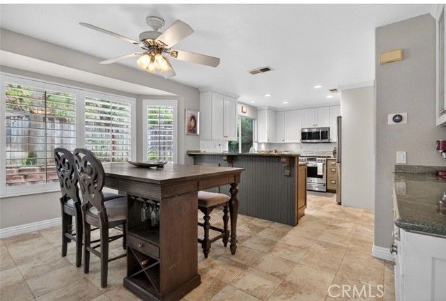 4 Daybreak ln, Rancho Santa Margarita, CA 92688