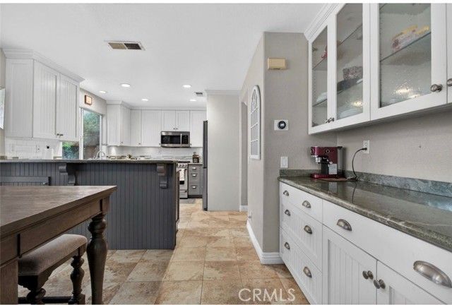 4 Daybreak ln, Rancho Santa Margarita, CA 92688