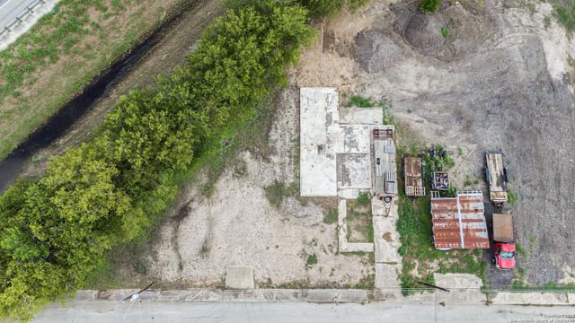 238 Cardiff, San Antonio, TX 78220