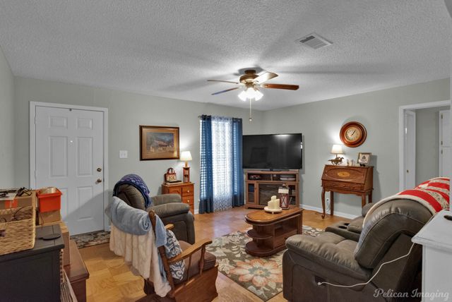 1204 Evangeline Circle, Bossier City, LA 71112