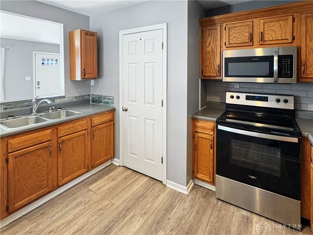 2803 Inland Drive, Middletown, OH 45042