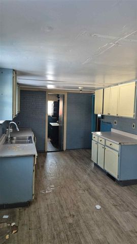 64 W Goguac Street, Battle Creek, MI 49015