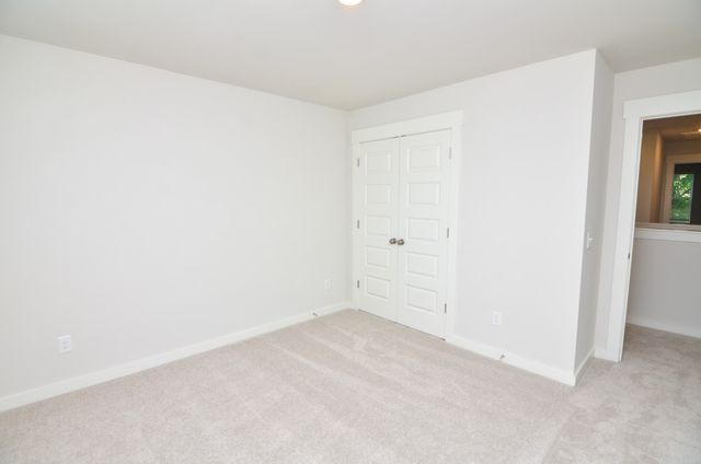 1704 Manuka Ln, Columbia, TN 38401