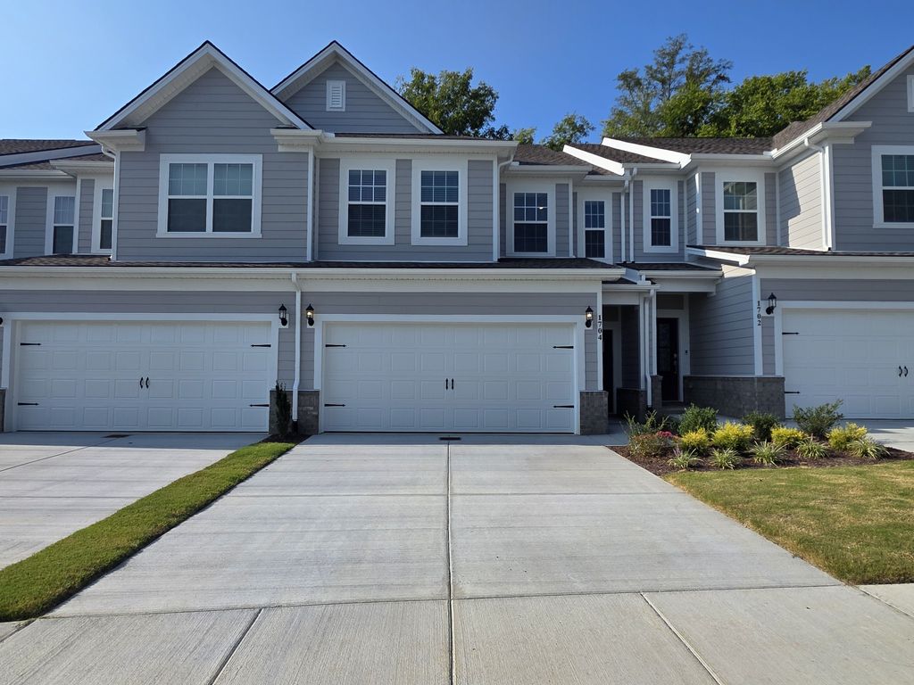 1704 Manuka Ln, Columbia, TN 38401