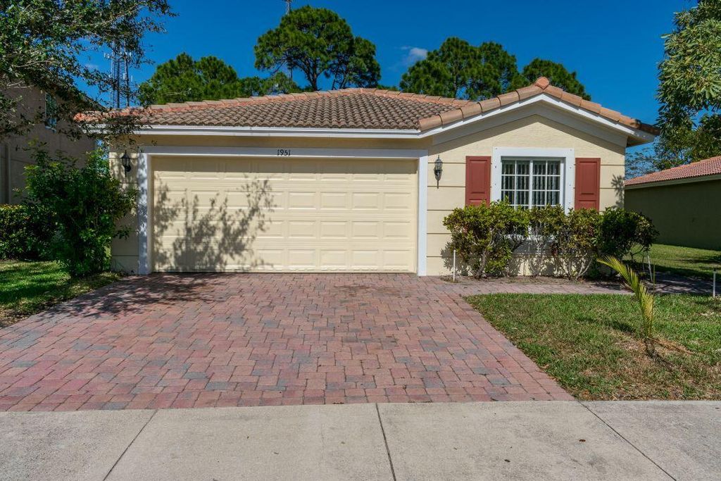 1951 SW Newport Isles Boulevard, Port St. Lucie, FL 34953