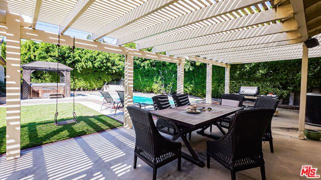 4839 Cartwright Avenue, North Hollywood (los Angeles), CA 91601