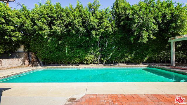 4839 Cartwright Avenue, North Hollywood (los Angeles), CA 91601