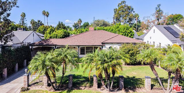 4839 Cartwright Avenue, North Hollywood (los Angeles), CA 91601
