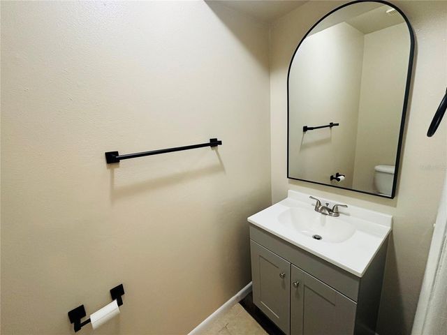 1023 NE 2ND STREET 3, Ocala, FL 34470