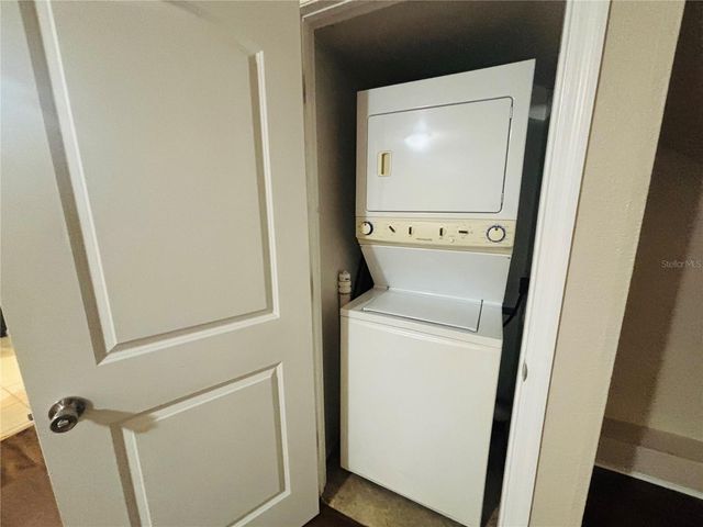 1023 NE 2ND STREET 3, Ocala, FL 34470