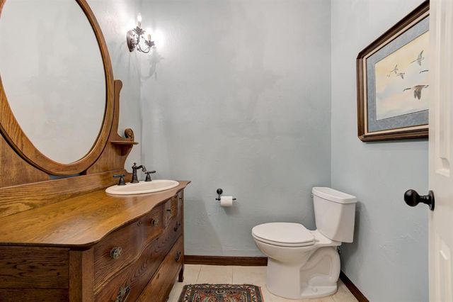 1120 Torre Pines Court, Yukon, OK 73099