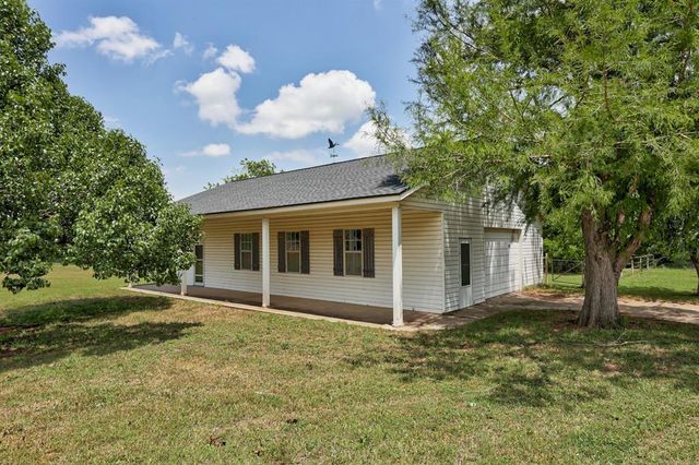 1120 Torre Pines Court, Yukon, OK 73099