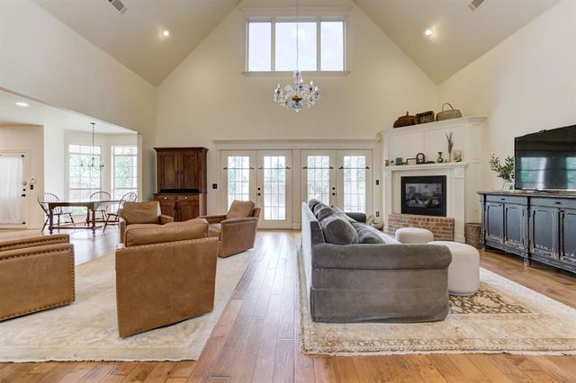 1120 Torre Pines Court, Yukon, OK 73099