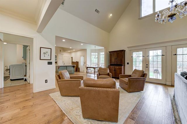 1120 Torre Pines Court, Yukon, OK 73099