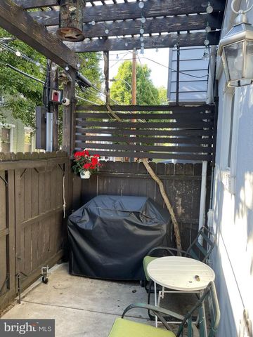 776 S MARTIN ST, Philadelphia, PA 19146