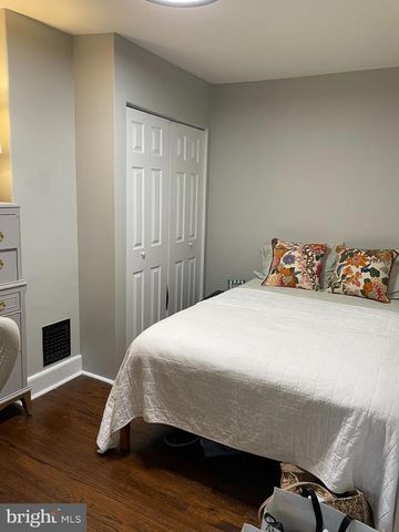 776 S MARTIN ST, Philadelphia, PA 19146