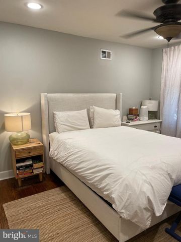 776 S MARTIN ST, Philadelphia, PA 19146