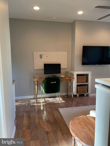 776 S MARTIN ST, Philadelphia, PA 19146