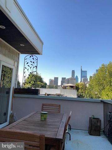 776 S MARTIN ST, Philadelphia, PA 19146