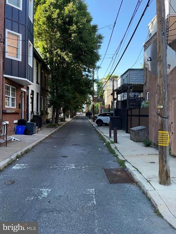 776 S MARTIN ST, Philadelphia, PA 19146