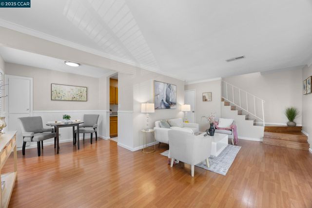 2045 Sierra Rd 2, Concord, CA 94518