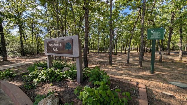 9217 Timber Knoll Drive, College Station, TX 77845