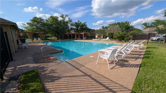 9217 Timber Knoll Drive, College Station, TX 77845